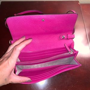 Micheal Kors crossbody/wallet